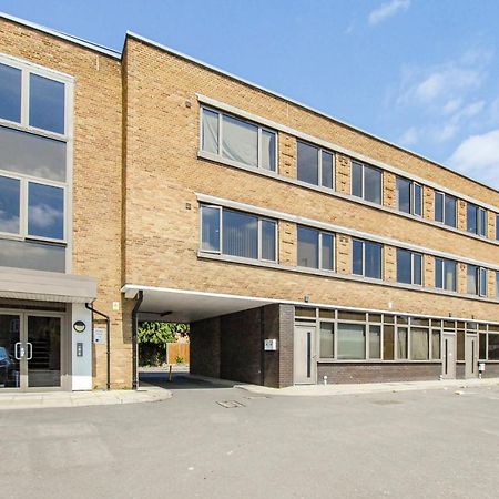 Prime Luxury, Heathrow, Freeparking, Wifi, Netflix Apartment Yiewsley Luaran gambar