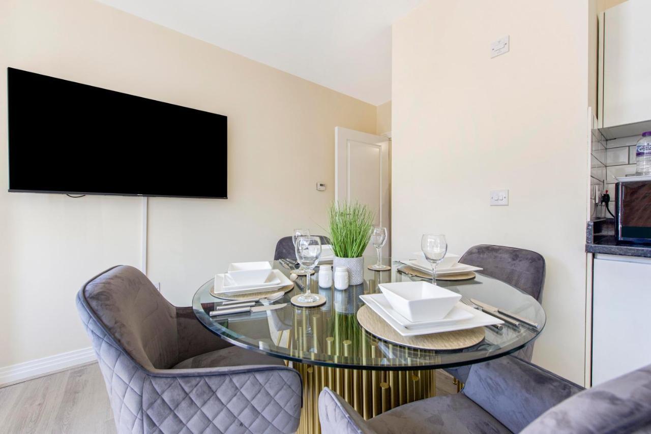 Prime Luxury, Heathrow, Freeparking, Wifi, Netflix Apartment Yiewsley Luaran gambar
